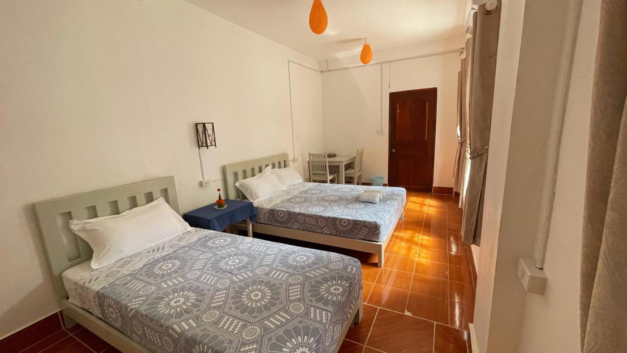 Moukdavan Guesthouse Λουάνγκ Πραμπάνγκ Εξωτερικό φωτογραφία