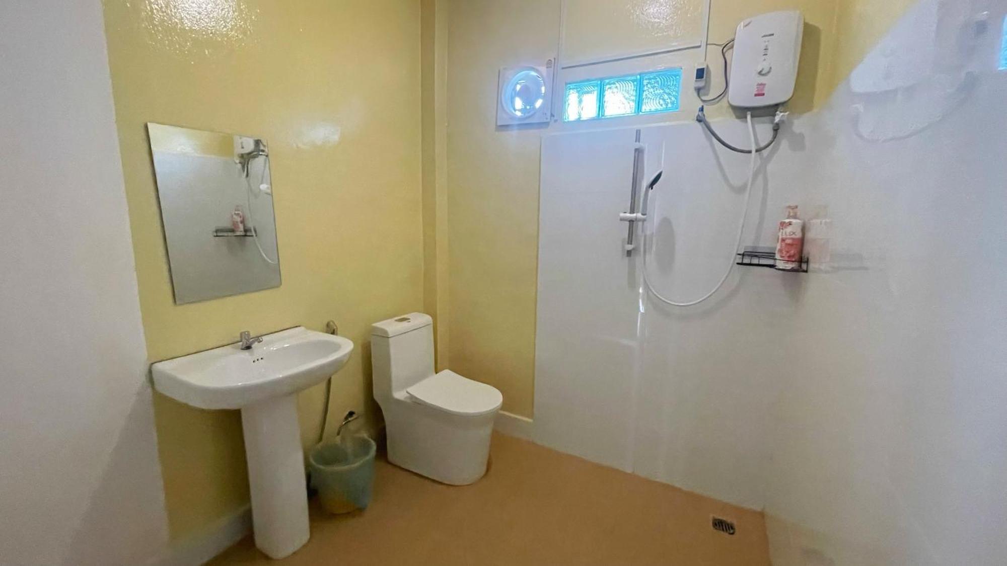 Moukdavan Guesthouse Λουάνγκ Πραμπάνγκ Εξωτερικό φωτογραφία