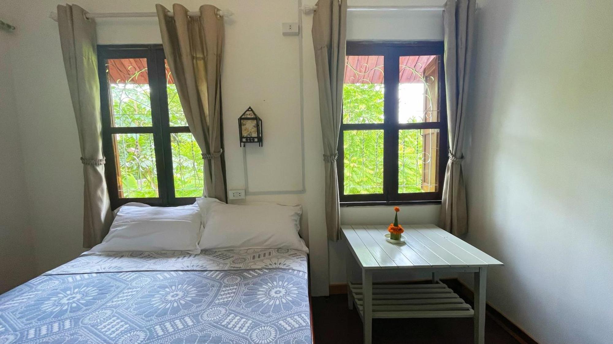 Moukdavan Guesthouse Λουάνγκ Πραμπάνγκ Εξωτερικό φωτογραφία